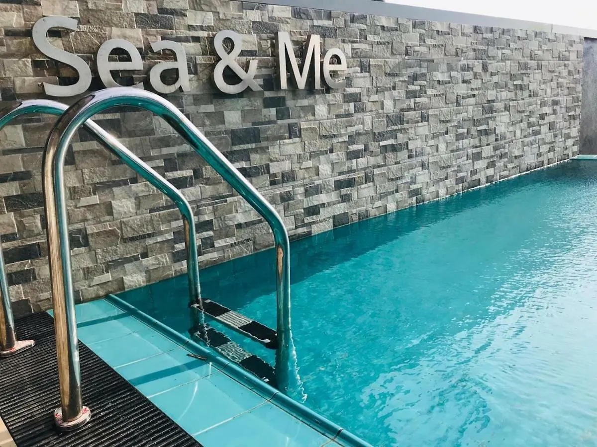 Hotel Sea And Me Негомбо 4*,  Шри-Ланка
